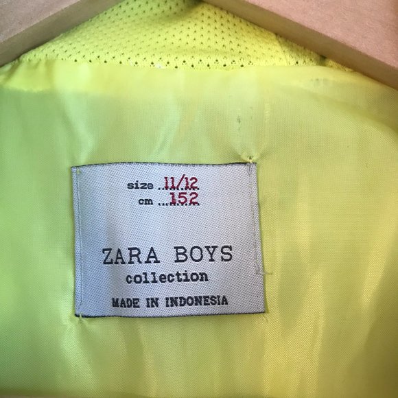 Boys' puffer vest - Picture 6 of 11